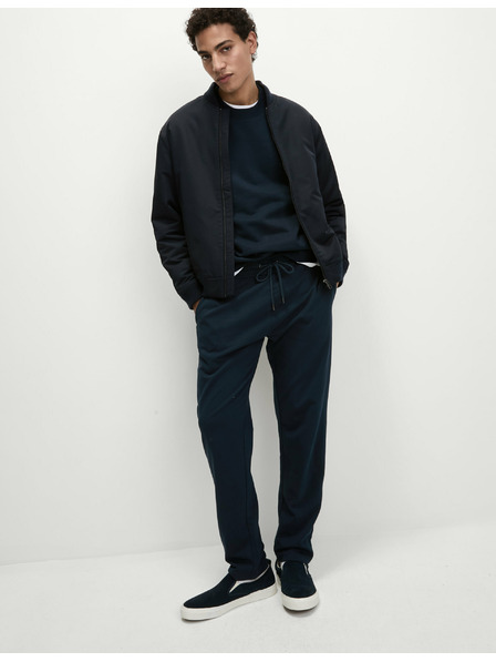 Marks & Spencer Trenirka z ravnimi hlačnicami, vrvico in visokim deležem bombaža Marks & Spencer mornarsko modra