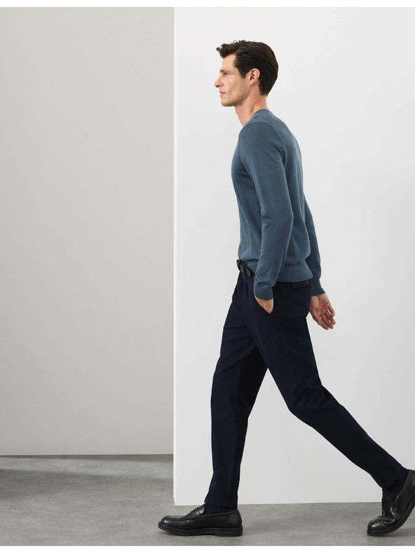 Marks & Spencer V-izrez pulover iz čiste izjemno fine merinove volne Marks & Spencer mornarsko modra