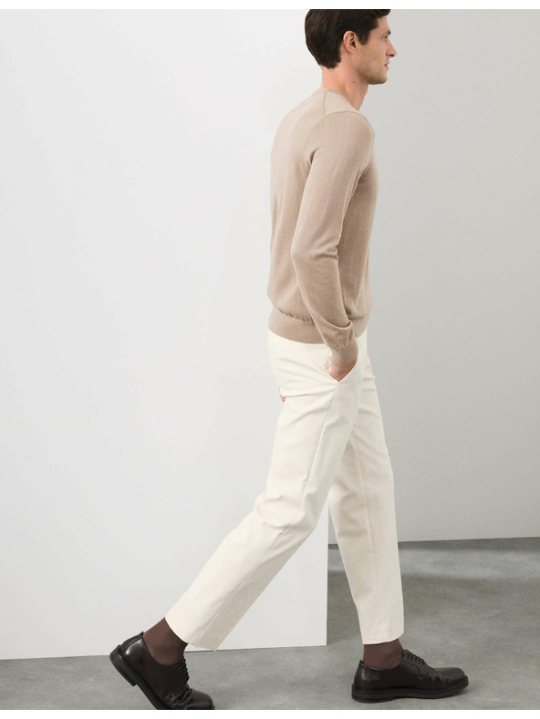 Marks & Spencer V-izrez pulover iz čiste izjemno fine merinove volne Marks & Spencer rjava