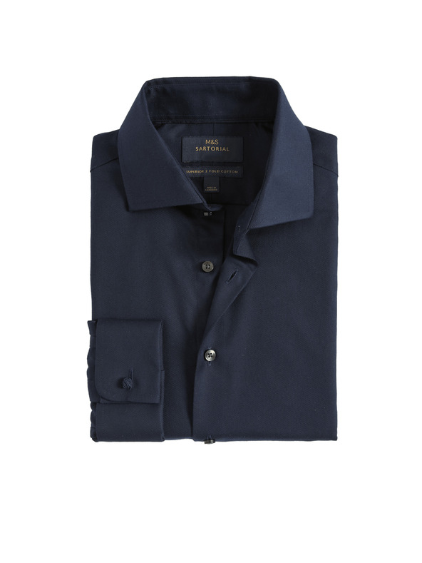 Marks & Spencer Keperjasta srajca ozkega kroja iz luksuzne bombaže z dvojno manšeto Marks & Spencer mornarsko modra