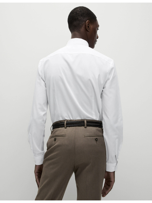 Marks & Spencer Srajca ozkega kroja iz mešanice bombaža z nezmečkljivo obdelavo Marks & Spencer bela