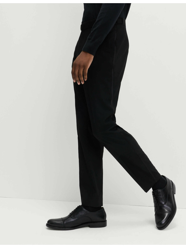 Marks & Spencer Smoking hlače ozkega kroja z elastiko Marks & Spencer črna