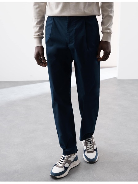 Marks & Spencer Super lahke chino hlače, rahlo zožen rez Marks & Spencer mornarsko modra