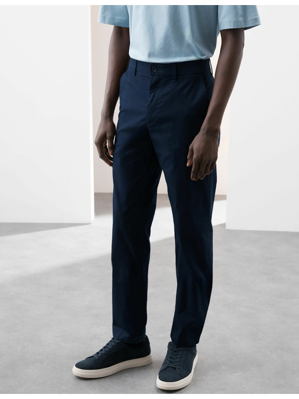 Marks & Spencer Super lahke chino hlače, normalen rez Marks & Spencer mornarsko modra