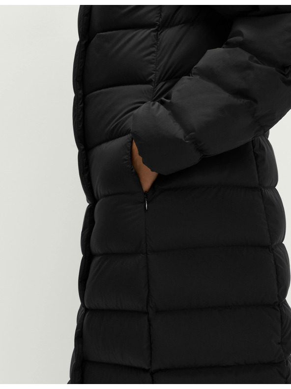 Marks & Spencer Prešit puhast pokrivač iz perja in puha s kapuco Marks & Spencer črna