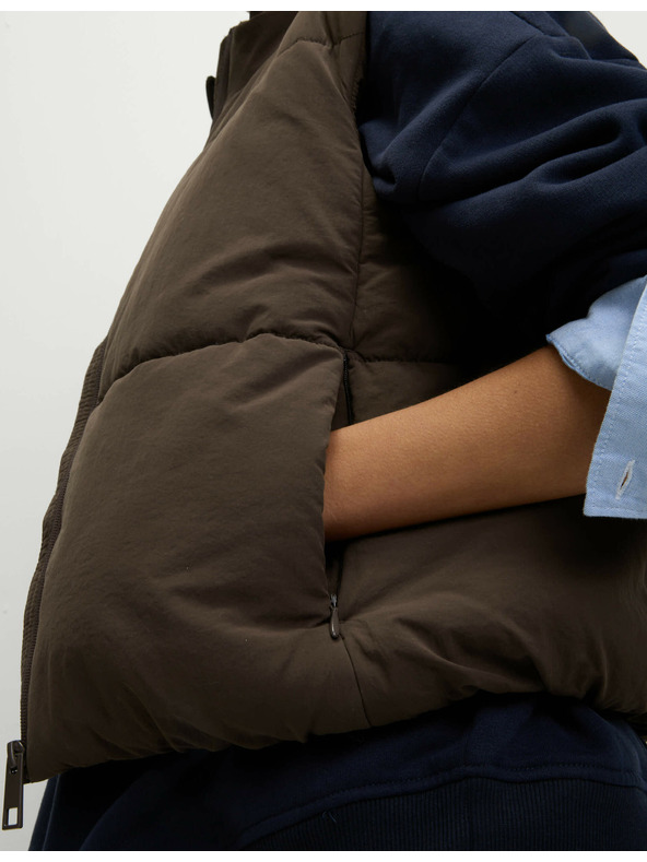 Marks & Spencer Kratka prošita telovnik s tehnologijo Thermowarmth™ Marks & Spencer rjava