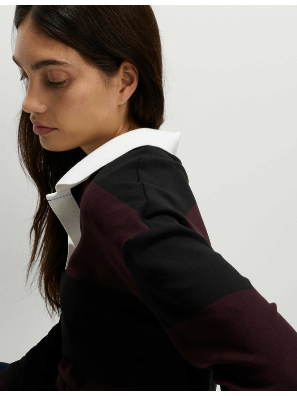 Marks & Spencer Prugast udoben rugby top Marks & Spencer črna