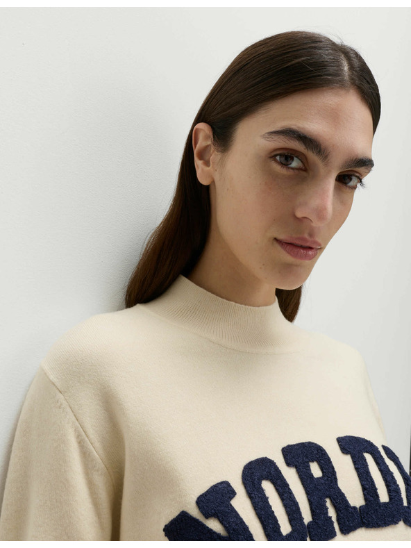 Marks & Spencer Pulover z stoječim ovratnikom z napisom Marks & Spencer smetanova