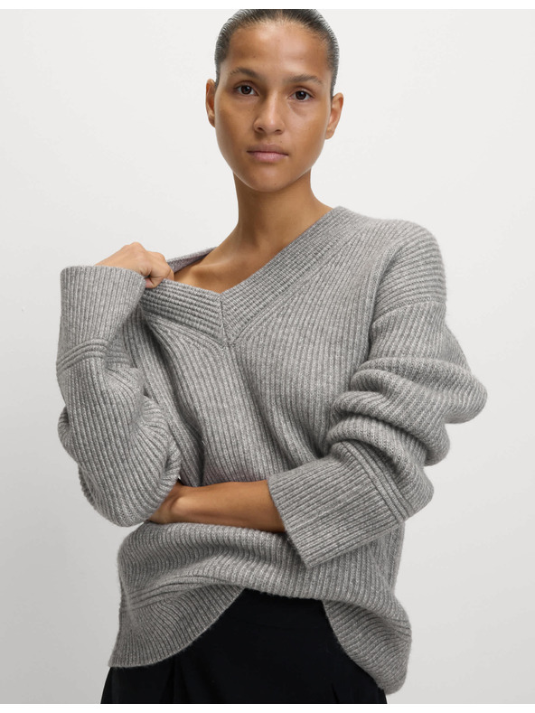 Marks & Spencer Rebrast pulover z V-izrezom iz mehke preje Marks & Spencer siva