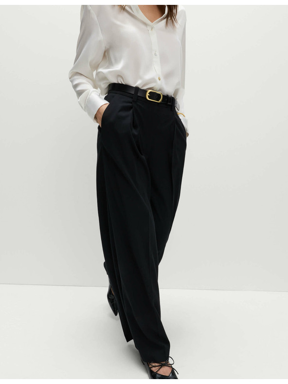 Marks & Spencer Nagubanke hlače z širokim hlačnicam Marks & Spencer črna