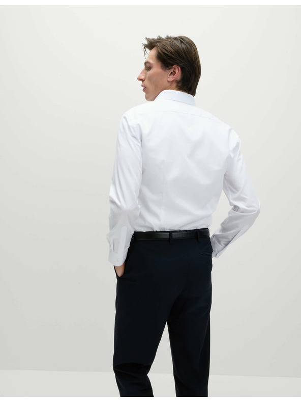 Marks & Spencer Srajca Marks & Spencer z dolgimi rokavi ozkega kroja, 3 kosi v pakiranju bela