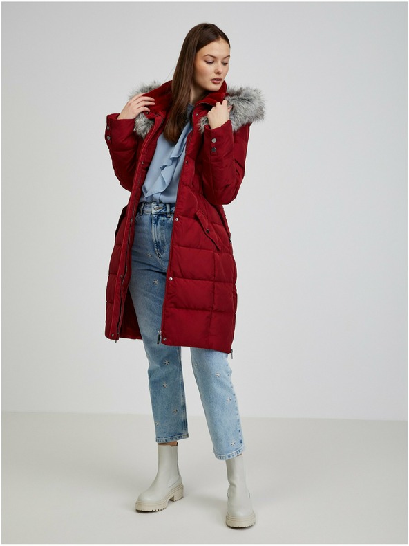 Orsay Vinsko rdeč ženski puhast zimski plašč s kapuco in umetnim krznom ORS