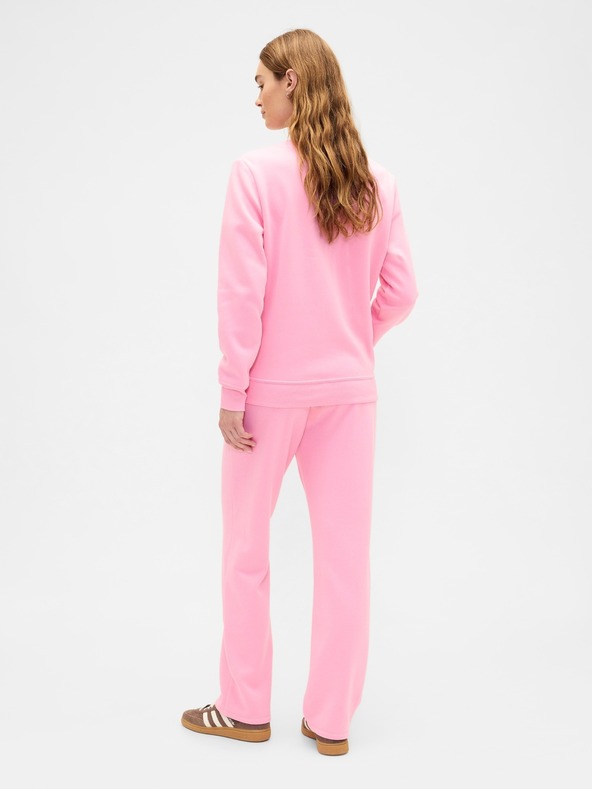 GAP Superge z logotipom GAP