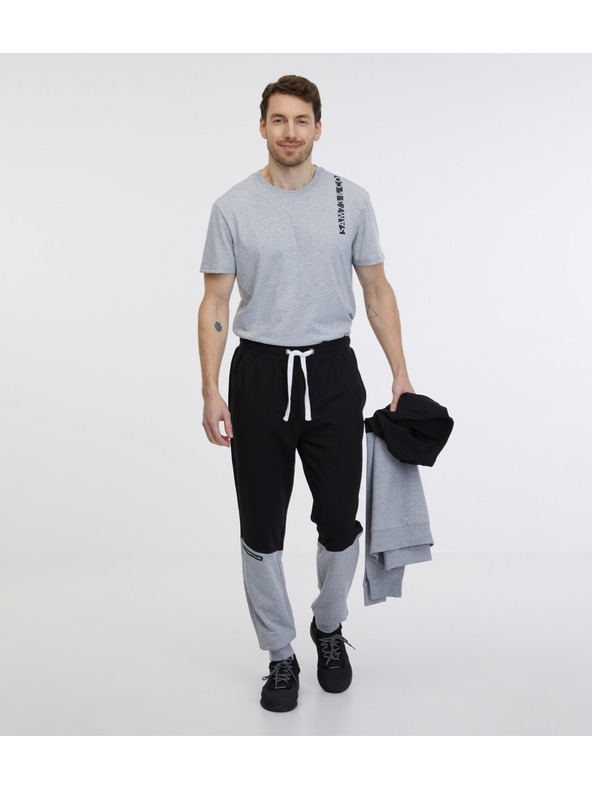 Sam 73 Sivo-črne moške trenirke SAM 73 Jorge