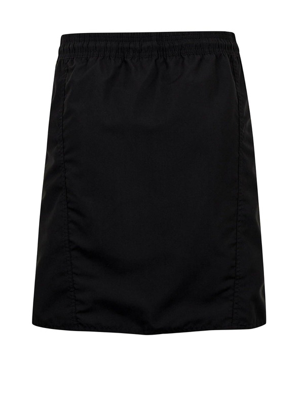 Sam 73 Črno krilo SAM 73 Yuliya