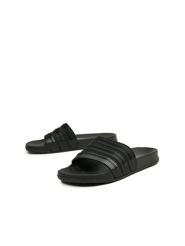 Sam 73 Frederick Natikači