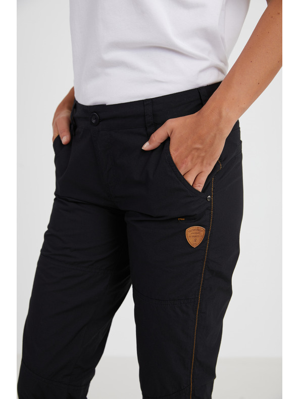 Sam 73 Črne ženske hlače SAM 73 Helena