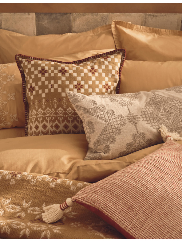 Marks & Spencer Izvezena odeja Sierra iz čiste bombaža Marks & Spencer vijolična