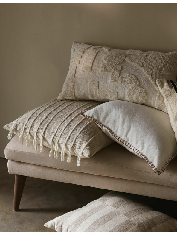 Marks & Spencer Marks & Spencer prešita blazina iz čistega bombaža kremasta