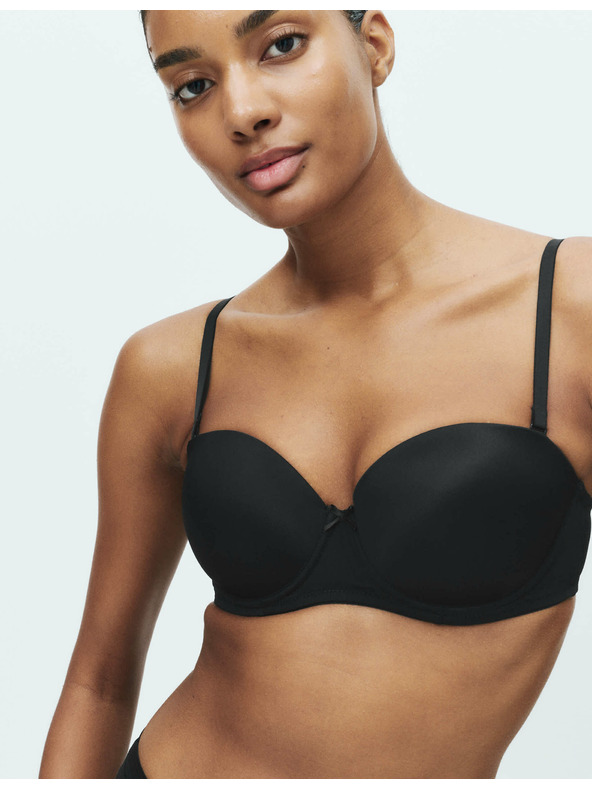 Marks & Spencer Podložen modrček, več načinov nošenja, velikost. A-E, 2 kosa Marks & Spencer black