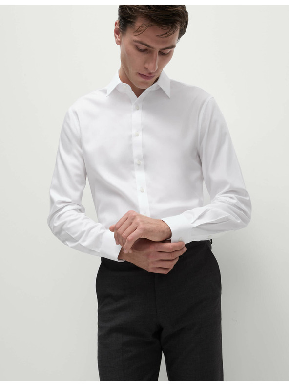 Marks & Spencer Bombažna srajca ozkega kroja z nezmečkljivo obdelavo Marks & Spencer bela