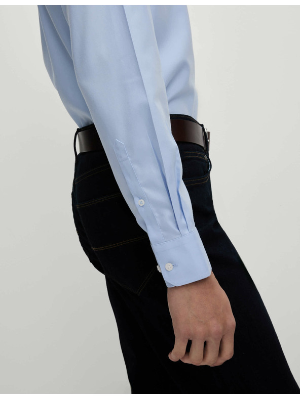 Marks & Spencer Bombažna srajca klasičnega kroja z nezmečkljivo obdelavo Marks & Spencer modra