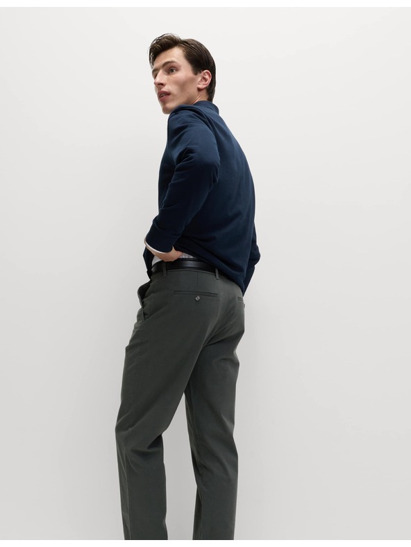 Marks & Spencer Raztegljive hlače chino regular fit Marks & Spencer sive barve