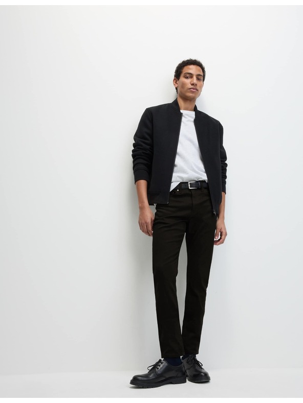 Marks & Spencer Raztegljive kavbojke ozkега kroja Marks & Spencer črna