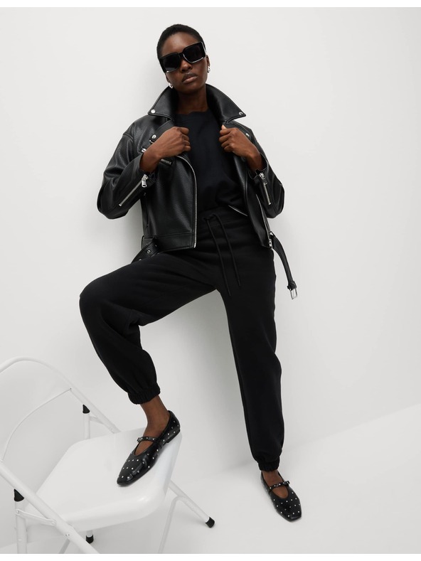 Marks & Spencer Trenirka z manšetami, z visokim deležem bombaža in vrvico Marks & Spencer črna