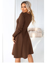numoco IVANA udobne trapezne obleke z izrezom in dolgimi rokavi - čokoladne