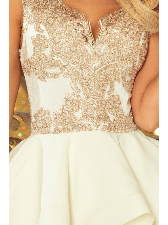 numoco CHARLOTTE - ekskluzivne šaty z čipko in izrezom - zlato / bež + ecru