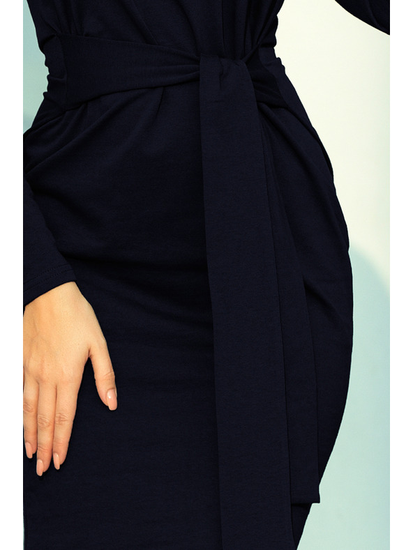 numoco Šaty s širokim pasom - temno modra