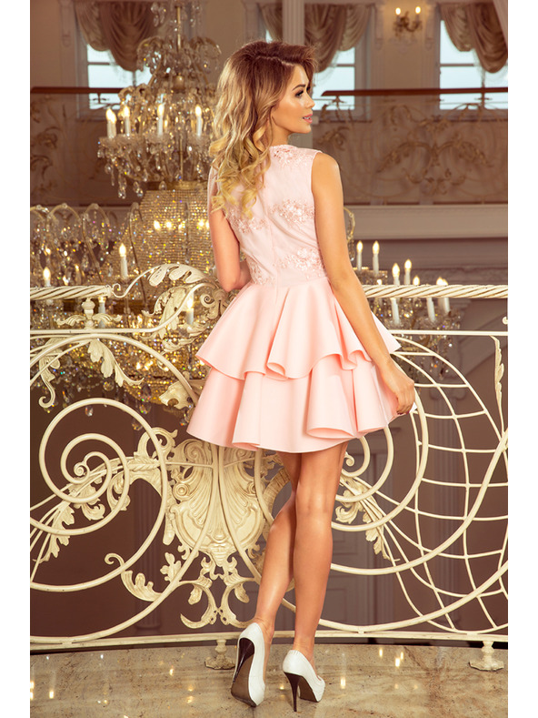 numoco ALEXIS - Ekskluzivne obleke z čipko in izrezom - pastelno roza