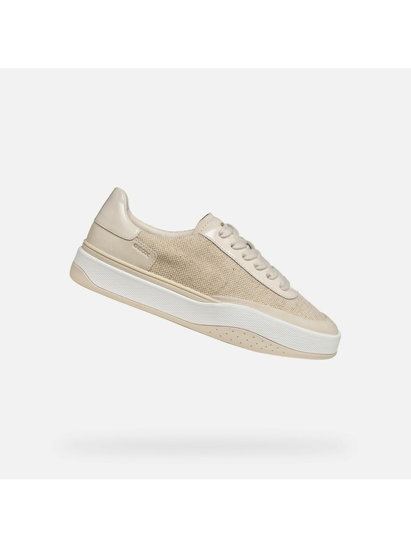 Geox Bež ženski čevlji Geox Dynamia