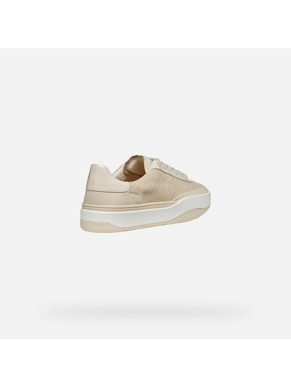 Geox Bež ženski čevlji Geox Dynamia