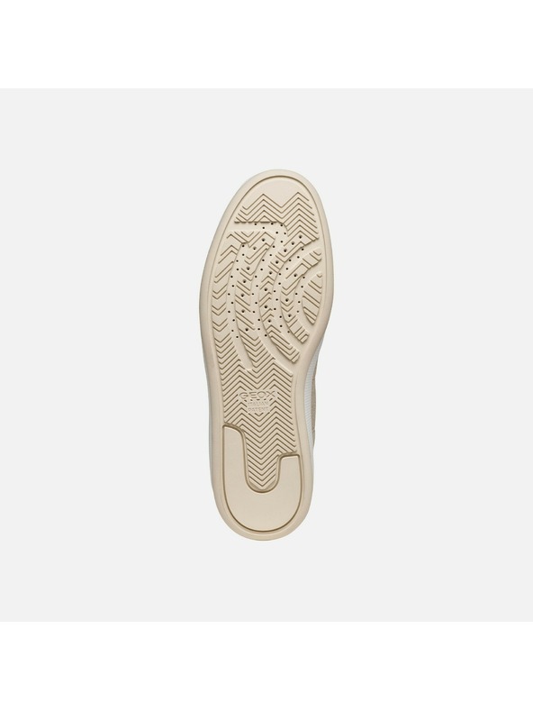 Geox Bež ženski čevlji Geox Dynamia