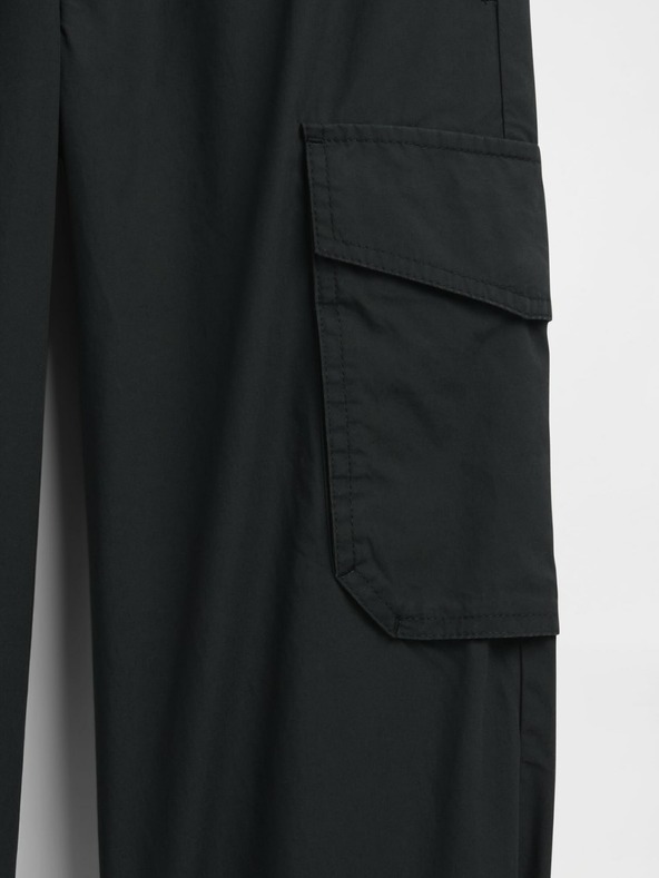 GAP Otroške tovorne hlače Parachute GAP