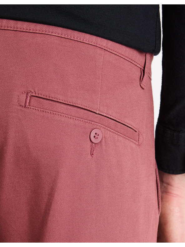 Celio Moške hlače chino v bordo barvi Celio Tocharles