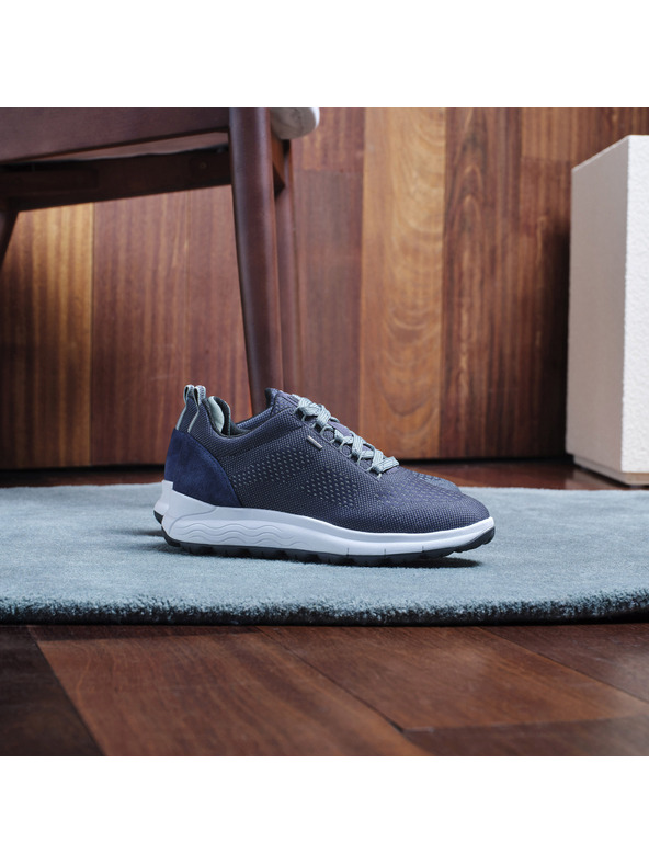 Geox Temno modre ženske superge Geox Spherica 4x4 b abx