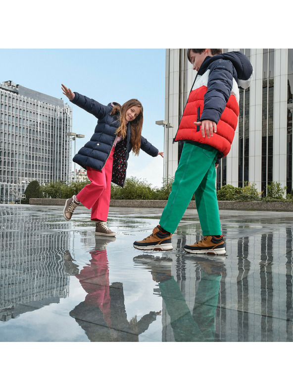 Geox Rumena otroška gležnjarska obutev Geox Flexyper Plus Boy