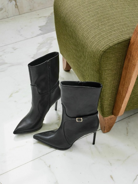 Orsay Črni ženski gležnjarji s peto ORSAY