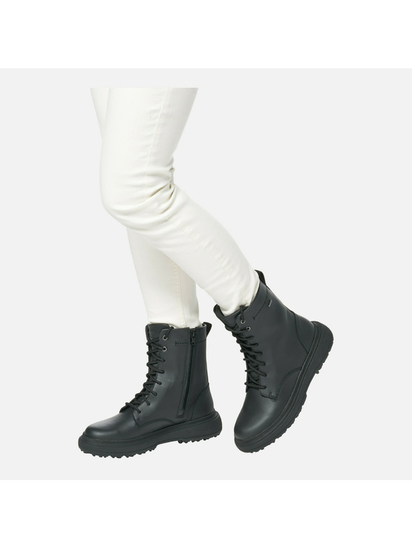 Geox Črni ženski gležnjarji Geox Lamidie + Grip ABX