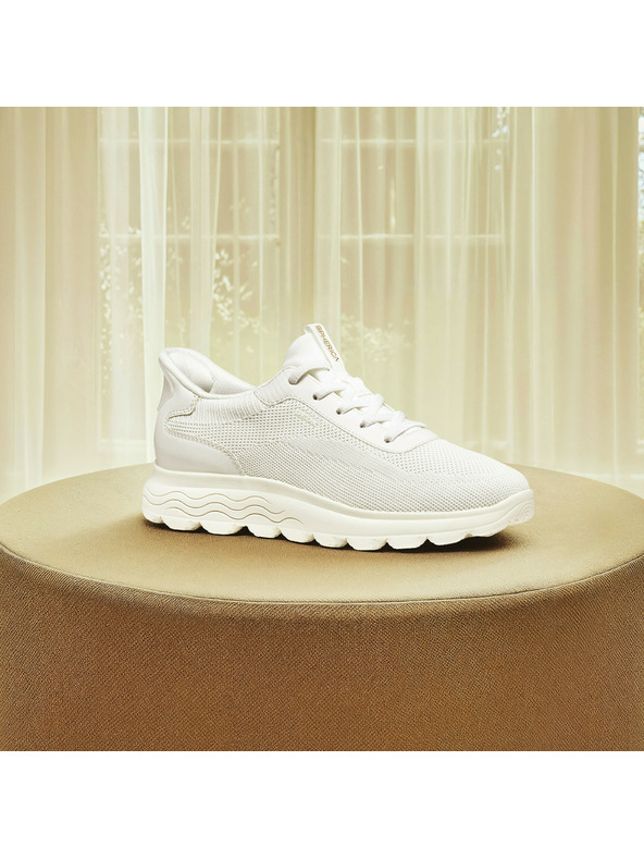 Geox Bele ženske superge Geox Spherica Plus