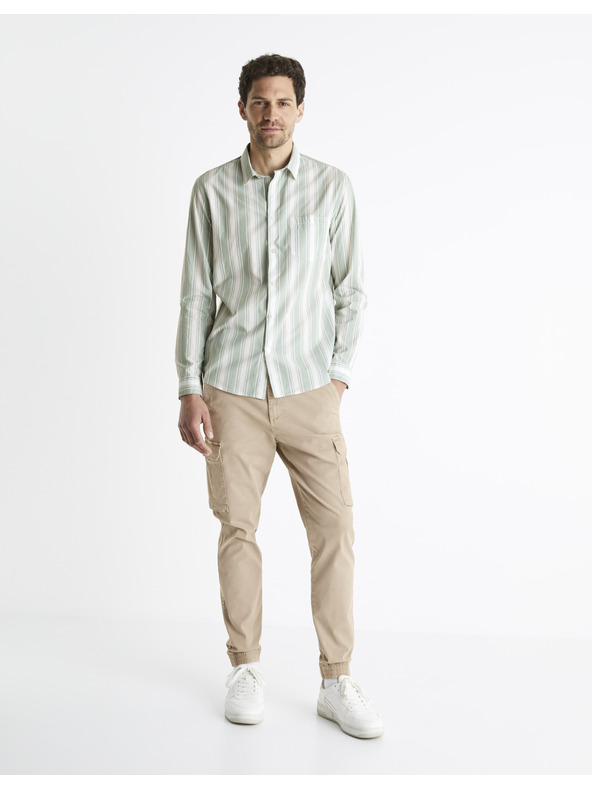 Celio Bombažna srajca Celio v črtastem vzorcu