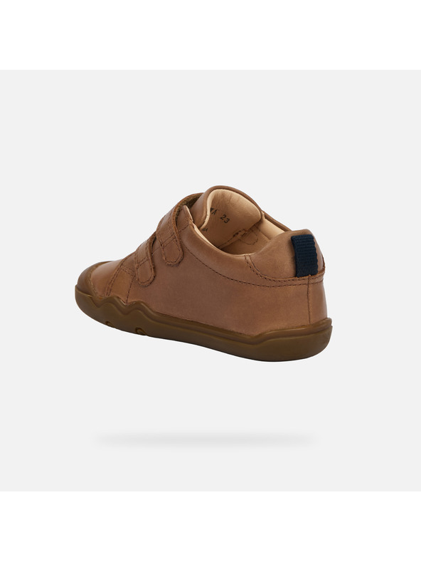 Geox Rjave barefoot čevlje za prve korake za dečke Geox Steppieup Boy