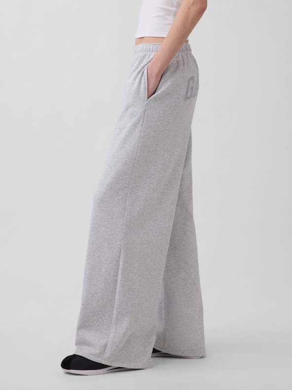 GAP Ohlapne trenirka z logotipom 1969 GAP