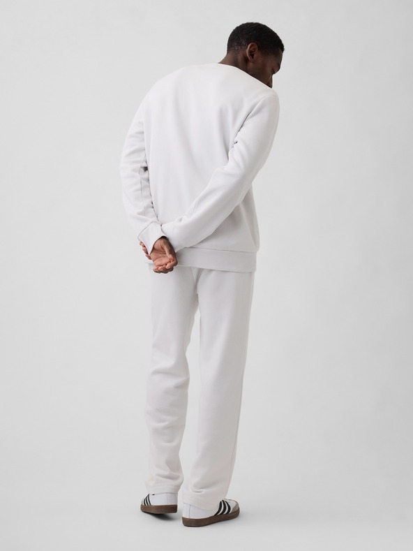 GAP Hlačne v slogu Straight-Leg GAP