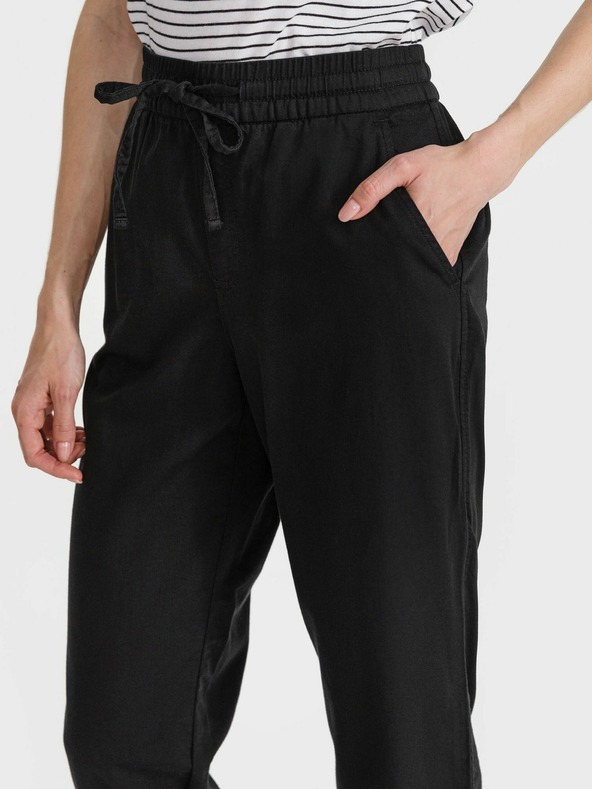 GAP Skrajšane ravne hlače GAP