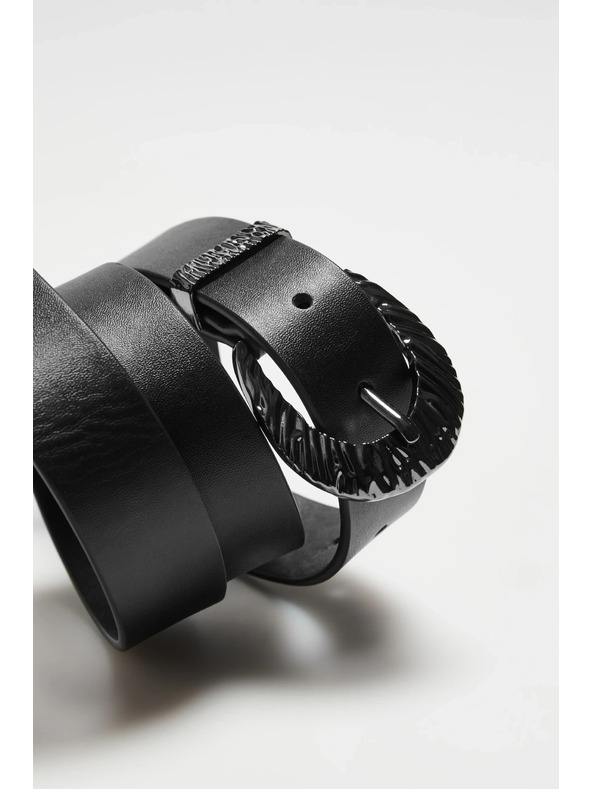 Moodo Pas s sponko v srebrni barvi Moodo