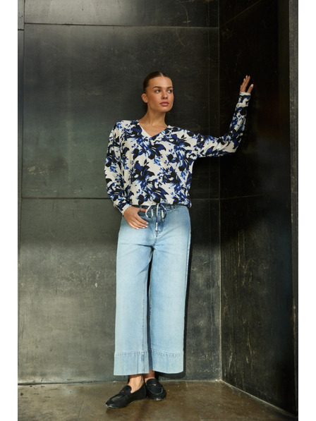 Moodo Cvetlična jopica z V-izrezom bela Moodo